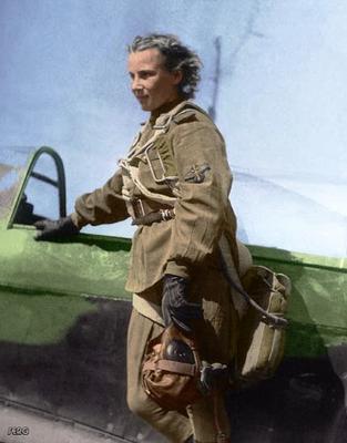 foto photo ww2 WWII Фото ВОВ ВВС WWII Lidiya Lilya Litvyak - 10 individual and 3 shared kills, plus 1 balloon destroyed. She was wounded 3 times; and then KiA on August 1, 1943