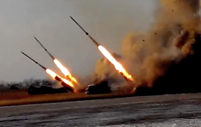 The volley of Ukrainian BM-27 Uragan rocket launchers