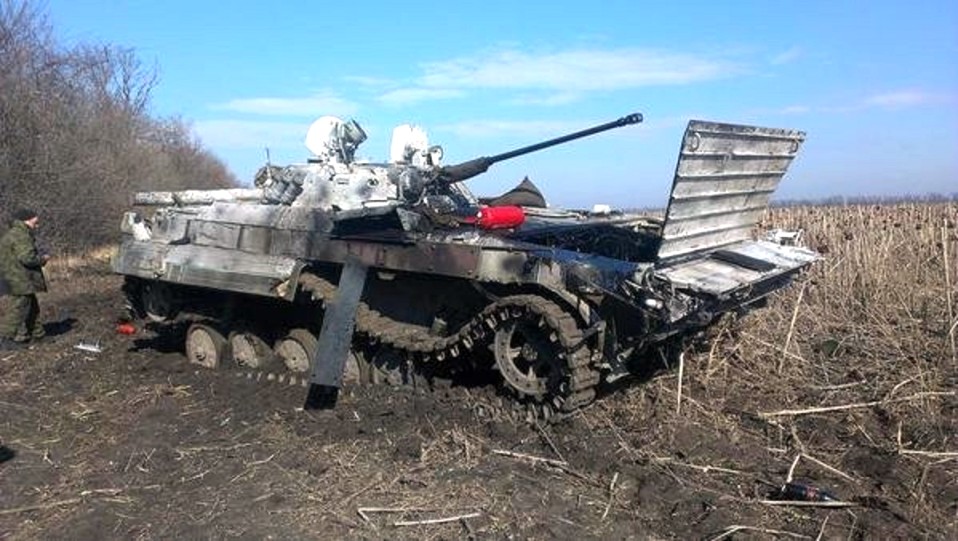 Подбитая под Дебальцево в феврале 2015 БМП-2 ВСН фото