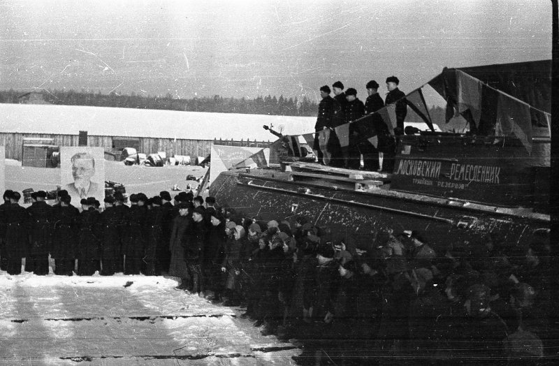 Митинг, посвященный передаче торпедных катеров (Волжской военной флотилии) Черноморскому флоту