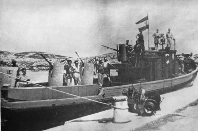 Atividades partidarias jugoslavas no mar, Segunda Guerra Mundial; НБ13 / Jугословенската партизанска флота, втората светска воjна