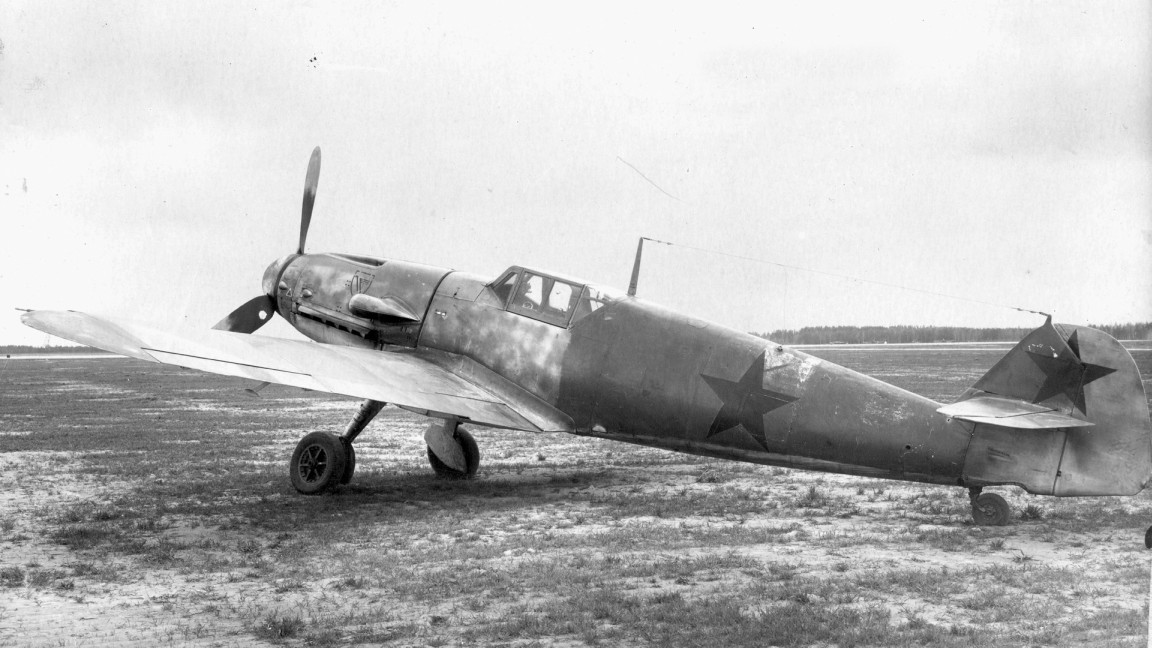 photo WWII USSR trophy Bf-109G-2 German fighter