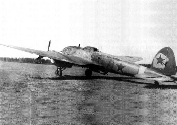 Wartime picture Captured He-111H-6 German bomber