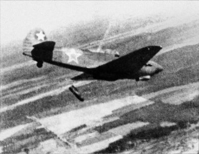 hictorical photografies Jak9B radziecki samolot mysliwski z czasow II wojny swiatowej.