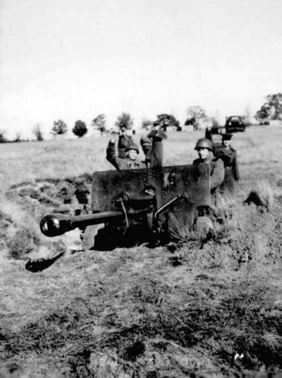 Sovetsky 76,2 mm divizni kanon vz.42 ZIS-3