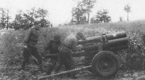 Captured 150-mm Nebelwerfer 41 in Soviet service