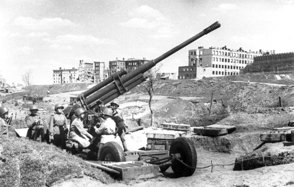 Фото 1944 ВОВ. 85мм зенитка 52К Смоленск