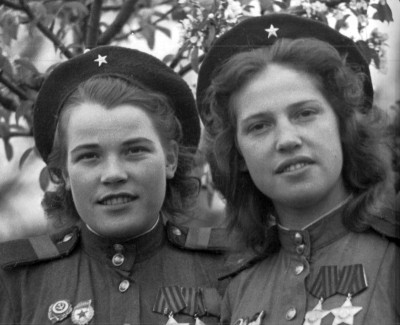 Soviet Guards snipers of World War II Belobrova and Maryenkina