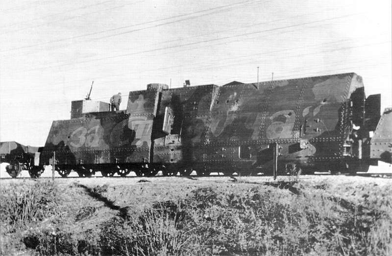 Armored locomotive ZaStalina