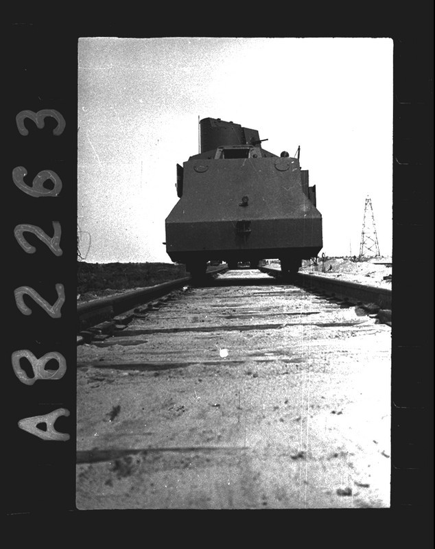 self-propelled armored railcar in combat BD41