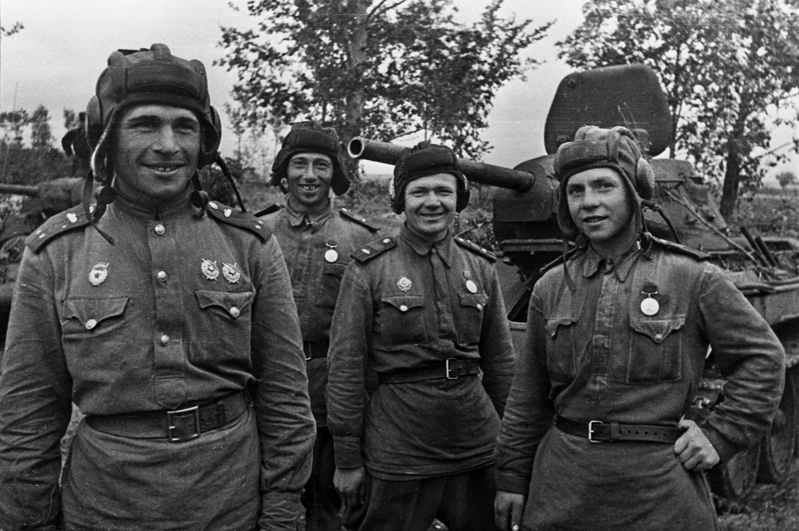 Танковый экипаж отличившийся в Прохоровском сражении Курской дуги