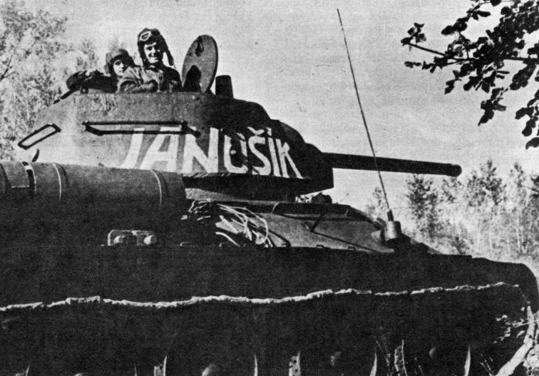 ВОВ фото чешский танк Т34