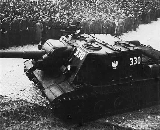Poland ISU-152 heavy SPG