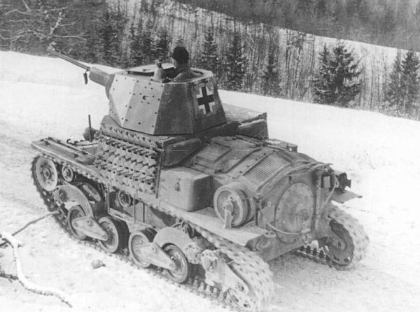 легкий танк Panzerkampfwagen L6/40 733(i) на немецкой службе