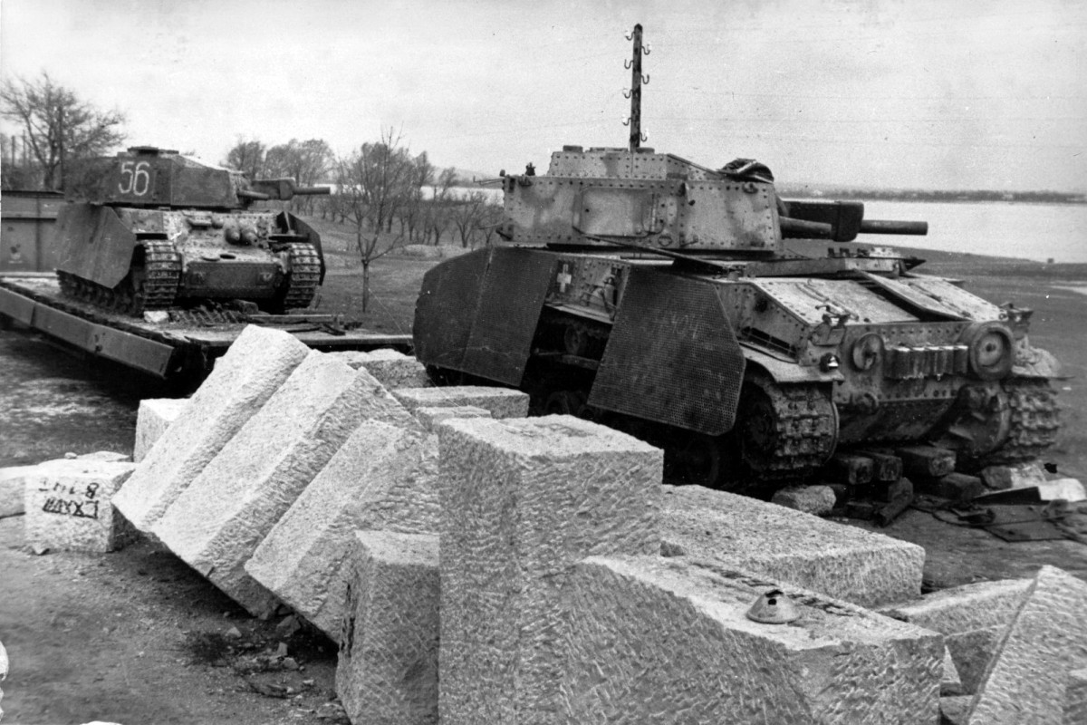 Magyar Harckocsi 41-M Turan-2
