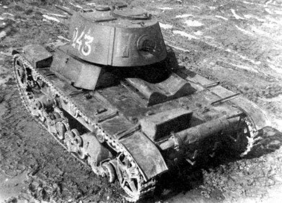 photo WWII USSR Laki tenk sovjetskog T-26-1 model 1939
