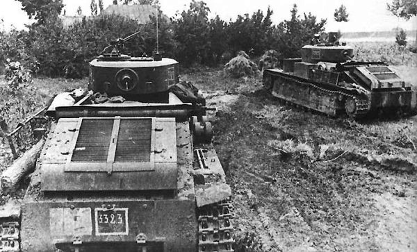photo WWII Russian medium tanks T-28 in 1941 МНОГОБАШЕННЫЕ ТАНКИ СОВЕТСКОГО СОЮЗА