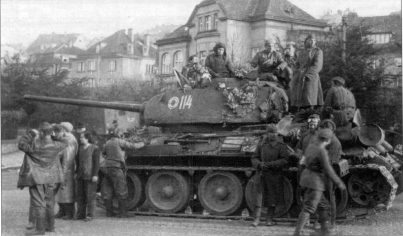 wwII photo red army 7 Guards tank corps T-34-85