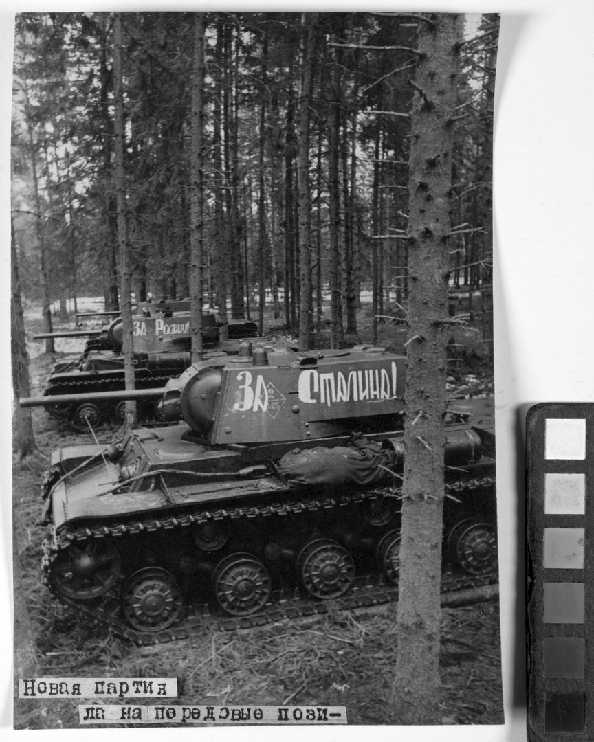 photogallery ww2 tanks KV1 USSR