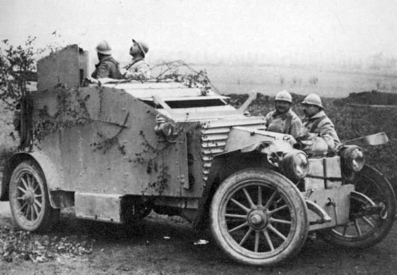 WWI photo: armored car Renault
