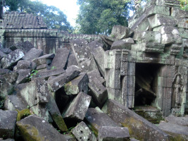 foto photo фото Angkor Ta Prohm er det moderne navnet pa et tempel i Angkor, Kambodsja
