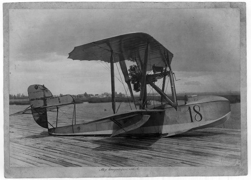 M12 flying boat. pusher biplanes (designed by Grigorovic and produced at Shetinin's factory, made of wood and fabric)