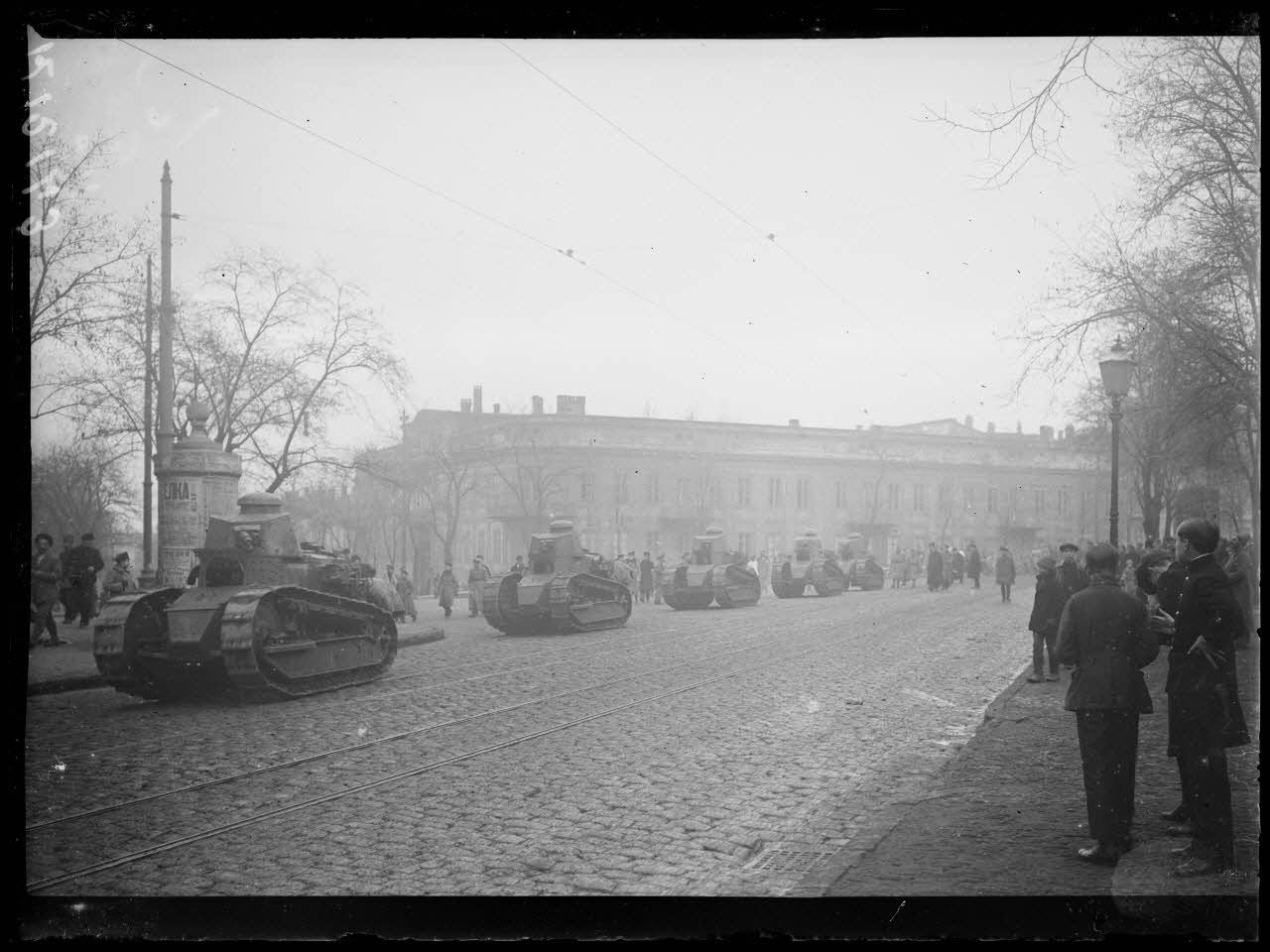 FT tanks in Russian civil war foto